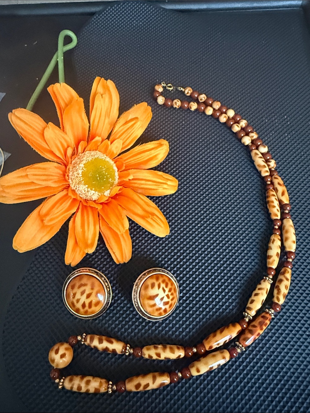Vintage Beaded Leopard Print Necklace and Clip on Earring Set - Orange/Brown